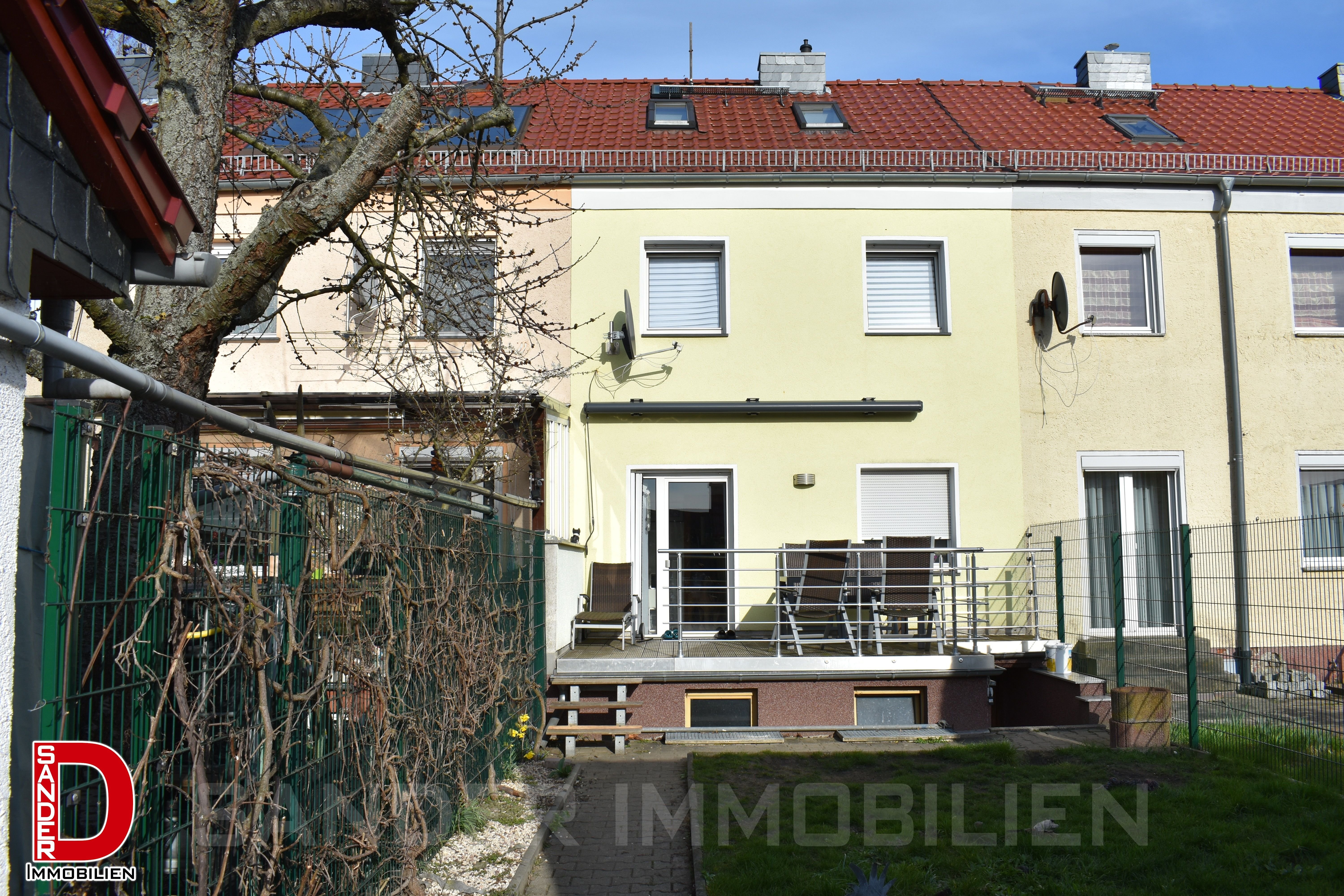 Reihenmittelhaus zum Kauf 170.000 € 4 Zimmer 90 m²<br/>Wohnfläche 134 m²<br/>Grundstück Nordstraße 16 Kitzscher Kitzscher 04567