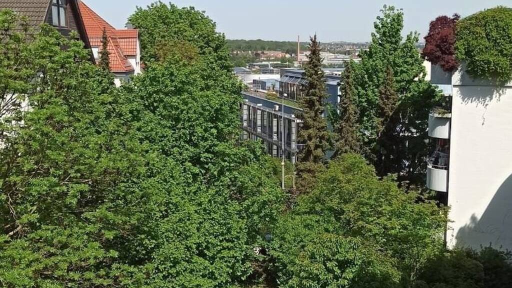 Wohnung zur Miete 1.800 € 3,5 Zimmer 127 m² 4. Geschoss frei ab sofort Heidestr. 33 Feuerbach Stuttgart 70469