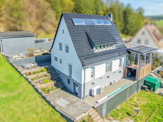 Einfamilienhaus zum Kauf 498.000 € 6 Zimmer 158 m² 765 m² Grundstück Fellen 97778