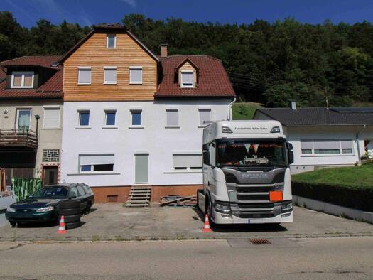Mehrfamilienhaus zum Kauf als Kapitalanlage geeignet 429.000 € 10 Zimmer 285 m² 950 m² Grundstück Wiesensteig 73349