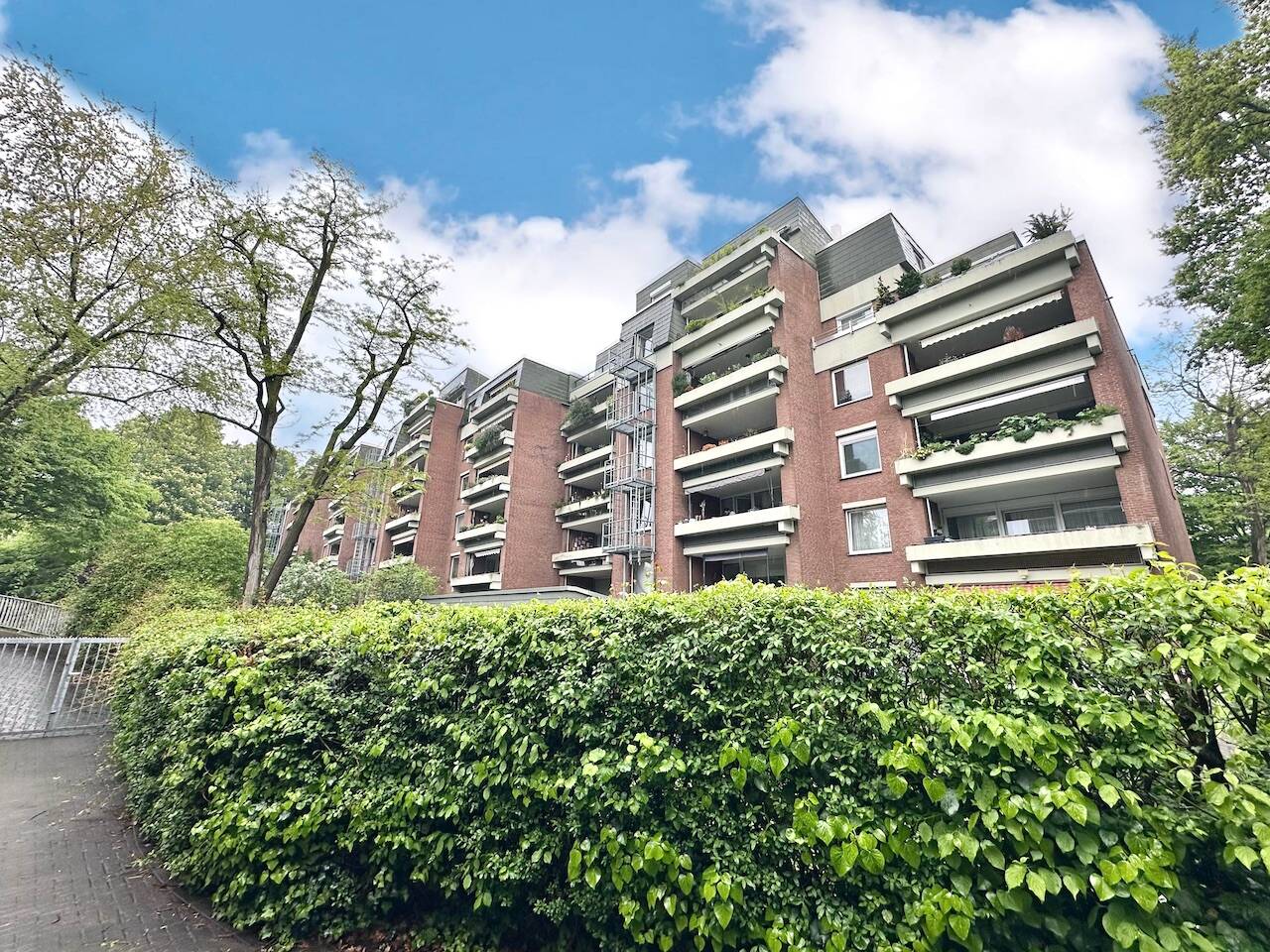 Property thumbnail 4