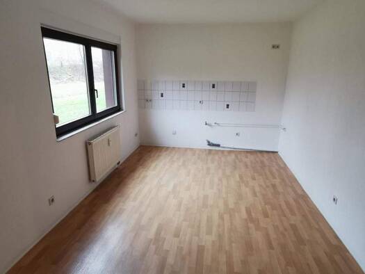 Wohnung zur Miete 242 € 2 Zimmer 46,3 m² 1. Geschoss frei ab 16.06.2026 Chemnitzer Str. 175 Grüna Chemnitz OT Grüna 09224