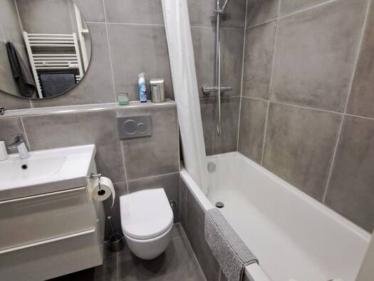 Wohnung zur Miete 699 € 3 Zimmer 80 m² 1. Geschoss Pfingstweide Ludwigshafen am Rhein 67069