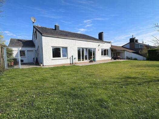 Mehrfamilienhaus zum Kauf 680.000 € 10 Zimmer 265,4 m² 687 m² Grundstück Weilheim Weilheim an der Teck 73235