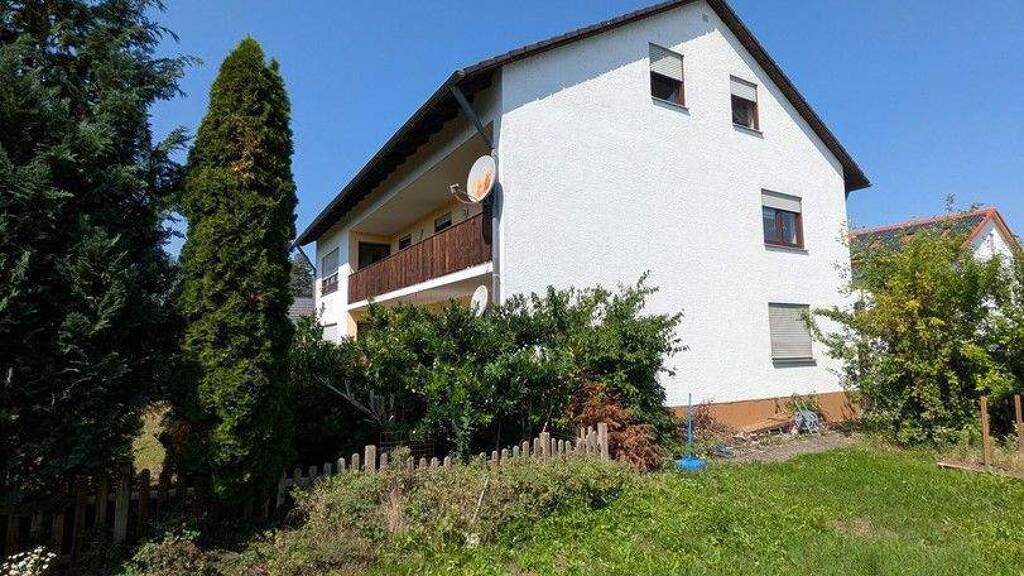 Mehrfamilienhaus zum Kauf provisionsfrei 690.000 € 15 Zimmer 339 m² 1.077 m² Grundstück Schwanenstraße 3 Kelheim 93309