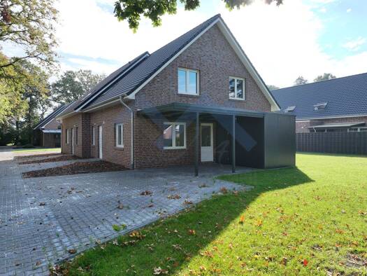 Doppelhaushälfte zum Kauf - Erstbezug 359.000 € 4 Zimmer 126,3 m² 571 m² Grundstück Holthusen Weener 26826