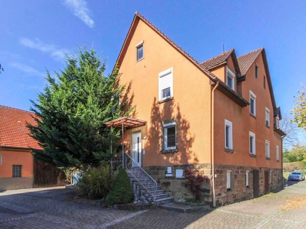 Doppelhaushälfte zum Kauf 399.000 € 9 Zimmer 150,8 m² 437 m² Grundstück Erligheim 74391