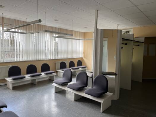 Praxis zur Miete provisionsfrei 4.420 € 14 Zimmer 443,5 m² Bürofläche teilbar ab 443,5 m² Bischofswerda 01877