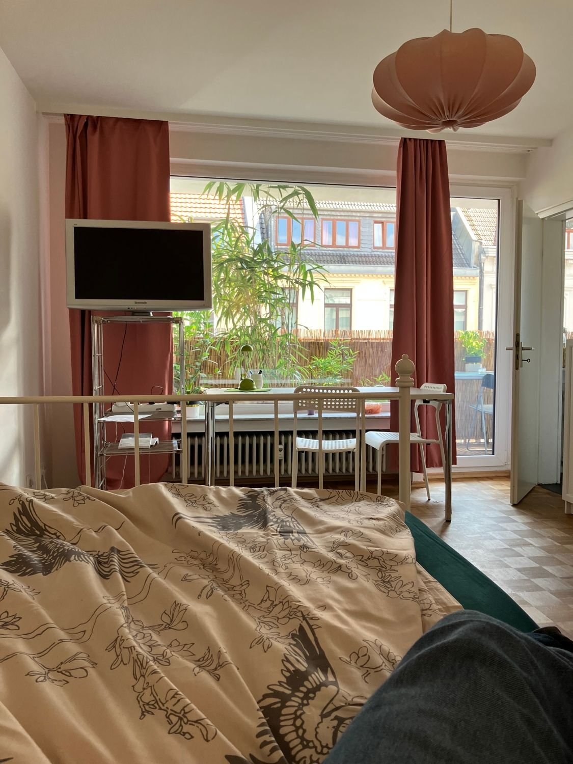 Wohnung zur Miete Wohnen auf Zeit 1.275 € 1,5 Zimmer 27 m²<br/>Wohnfläche 15.12.2024<br/>Verfügbarkeit Neustadt - Süd Köln 50674