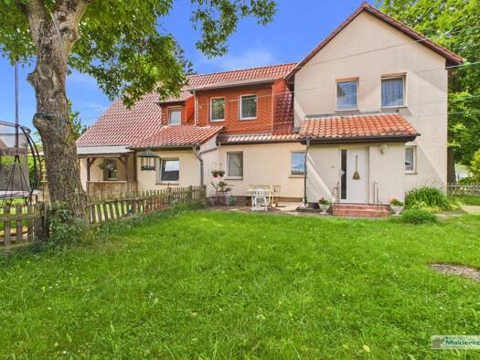 Mehrfamilienhaus zum Kauf 367.000 € 9 Zimmer 272 m² 2.892 m² Grundstück Leussow Mirow 17252