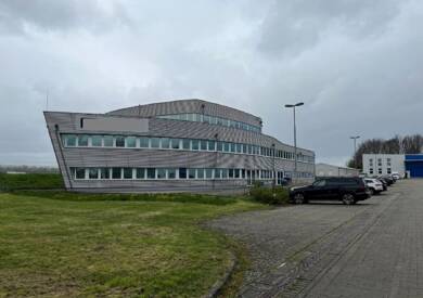 Hotel zum Kauf 2.100.000 € 6.578 m² Gastrofläche 29.712 m² Grundstück Kampweg 12 Rosdorf Rosdorf 37124