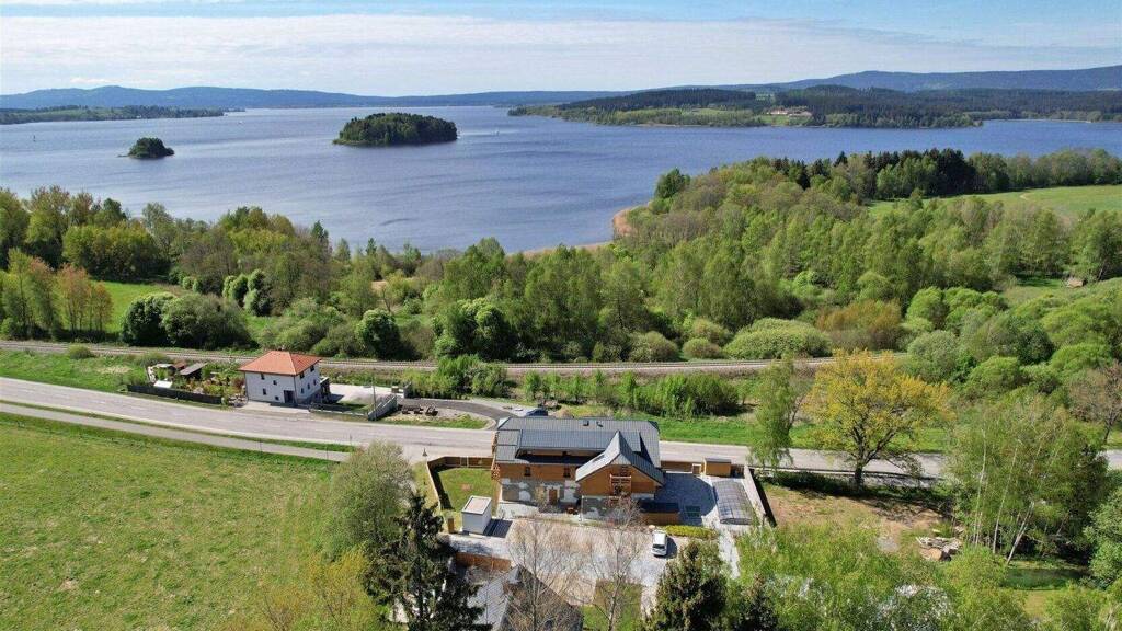 Studio zum Kauf 160.000 € 1 Zimmer 43 m² Horní Planá 38226