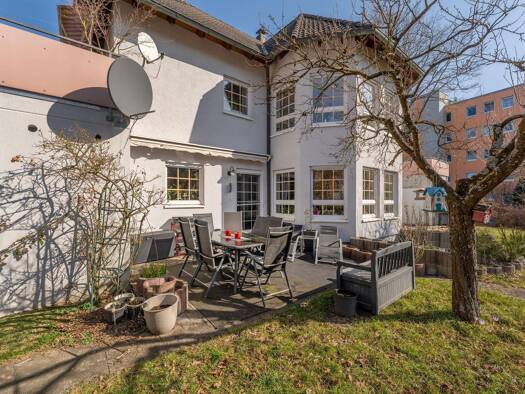 Mehrfamilienhaus zum Kauf 749.000 € 7 Zimmer 268 m² 874 m² Grundstück Altdorf Altdorf bei Nürnberg 90518