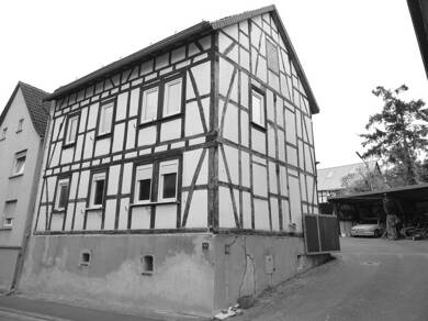 Mehrfamilienhaus zum Kauf 275.000 € 4 Zimmer 120 m² 1.050 m² Grundstück Volpertshausen Hüttenberg 35625