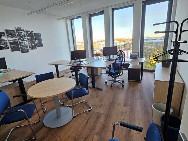 Bürofläche zur Miete provisionsfrei 2.050 € 44 m² Bürofläche Pelkovenstraße Moosach München 80992