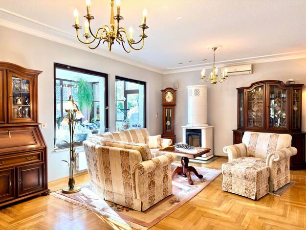 Einfamilienhaus zum Kauf 798.000 € 9 Zimmer 244 m² 702 m² Grundstück Waldesruh Hoppegarten 15366