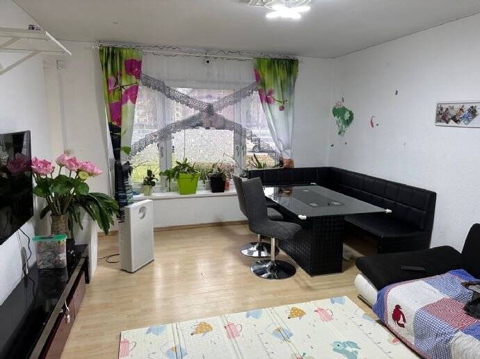 Property thumbnail 8