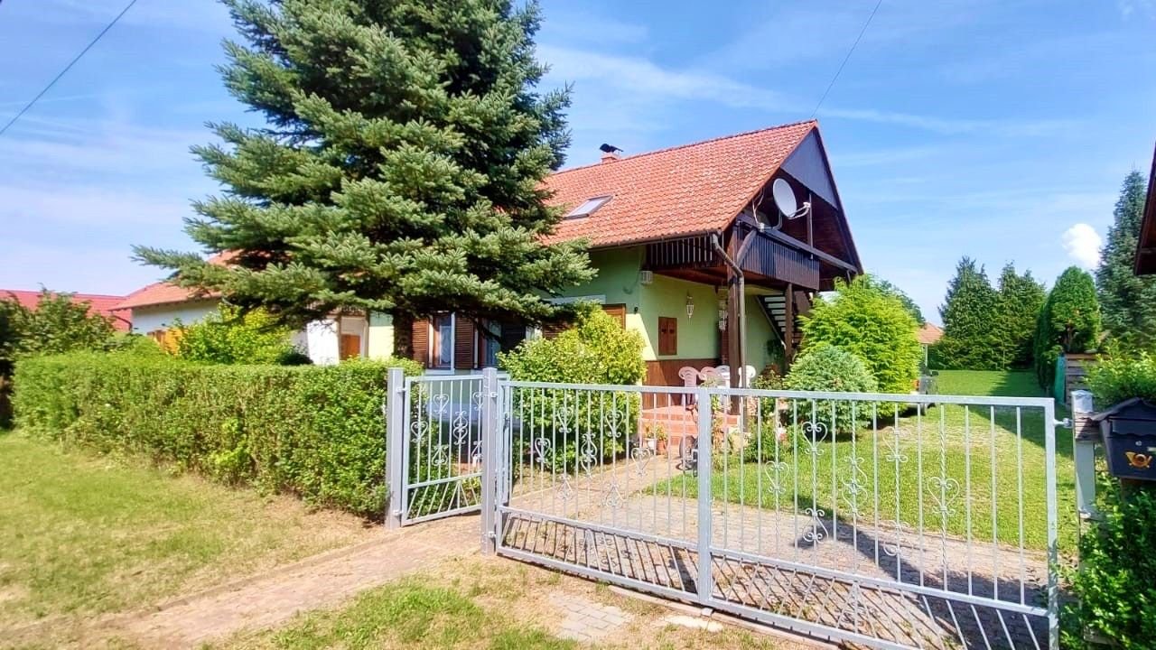 Einfamilienhaus zum Kauf provisionsfrei 180.000 € 4 Zimmer 120 m²<br/>Wohnfläche 900 m²<br/>Grundstück ab sofort<br/>Verfügbarkeit Kehidakustány  8784