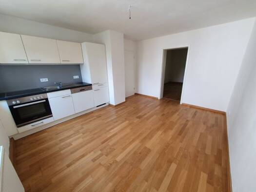 Wohnung zur Miete 510 € 1 Zimmer 36,5 m² 1. Geschoss frei ab sofort Kasernenviertel Regensburg 93053