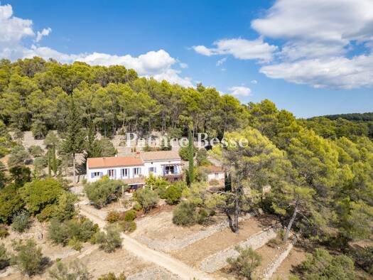 Einfamilienhaus zum Kauf 689.000 € 8 Zimmer 164 m² 35.090 m² Grundstück Cabasse 83340