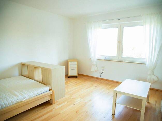WG-Zimmer zur Miete Wohnen auf Zeit 590 € 20 m² 1. Geschoss frei ab 01.02.2026 Aubing-Lochhausen-Langwied München 81249