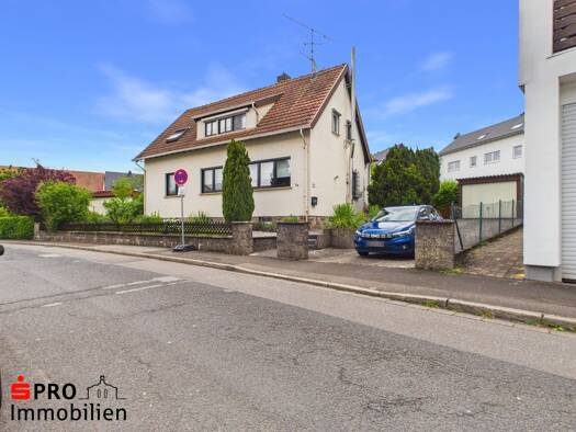 Mehrfamilienhaus zum Kauf 379.000 € 9 Zimmer 249 m² 701 m² Grundstück Kirkel-Neuhäusel Kirkel 66459