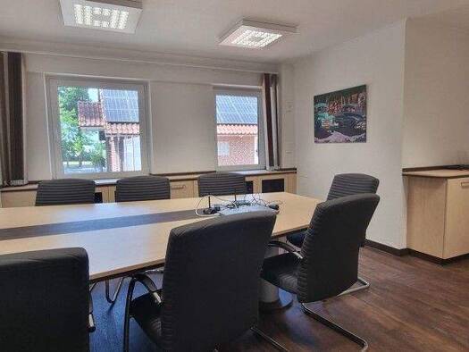 Bürogebäude zum Kauf 22 Zimmer 685,1 m² Bürofläche Tweelbäke-Ost Hatten 26209