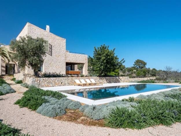 Landhaus zum Kauf 4.250.000 € 405 m² 14.336 m² Grundstück Selva 07313