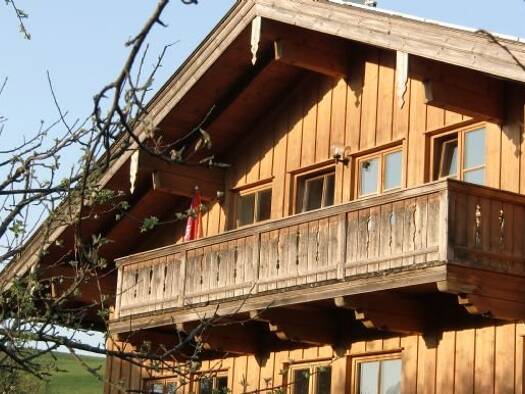 Wohnung zur Miete 1.100 € 2 Zimmer 80 m² Geschoss 2/3 frei ab 01.06.2026 Huberbergstr.3 Hausham 83734