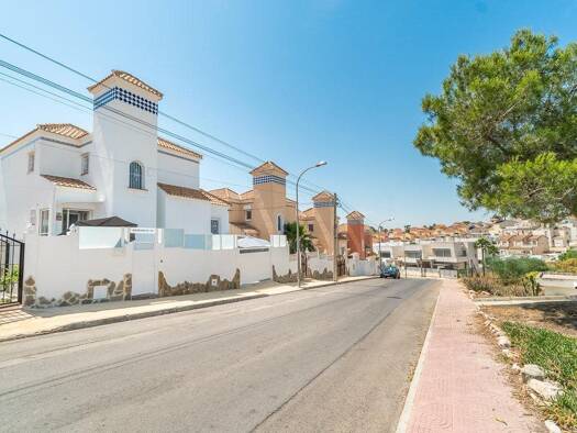Haus zum Kauf 399.000 € 118 m² 269 m² Grundstück San Miguel de Salinas 03193