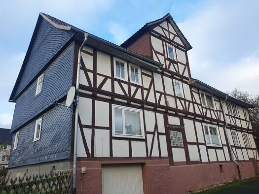 Haus zum Kauf provisionsfrei 250.000 € 7 Zimmer 470 m² 1.403 m² Grundstück Denn-/Dittershausen Fuldabrück 34277