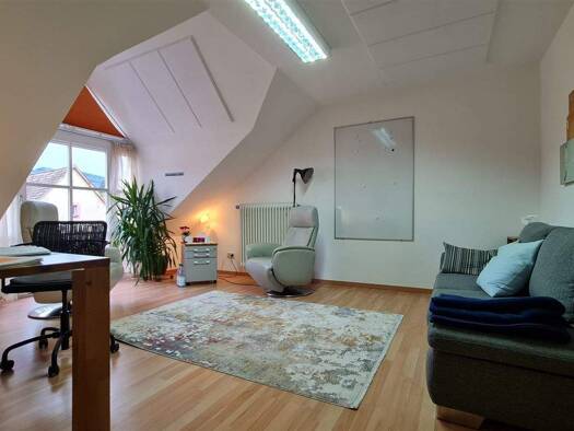 Wohnung zur Miete 1.300 € 4 Zimmer 131,3 m² 3. Geschoss frei ab sofort Hörden Gaggenau 76571