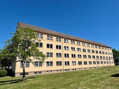 Wohnung zum Kauf 27.000 € 2 Zimmer 52 m² 2. Geschoss frei ab sofort Neumark Neumark 08496