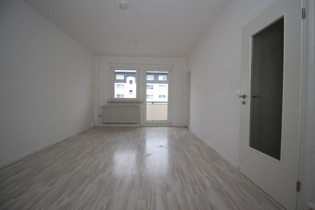 Wohnung zur Miete 560 € 5 Zimmer 103,7 m²<br/>Wohnfläche 1.<br/>Geschoss ab sofort<br/>Verfügbarkeit Heinestraße 4 Syrau Rosenbach/Vogtland 08548