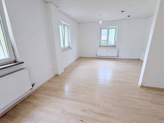 Wohnung zum Kauf 140.000 € 4 Zimmer 97 m² Heilsbronn Heilsbronn 91560