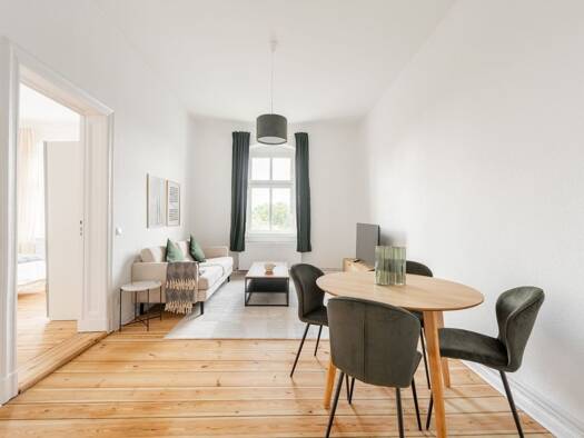 Wohnung zur Miete 780 € 2 Zimmer 58 m² Geschoss 1/4 frei ab sofort Charlottenburg Berlin 10629