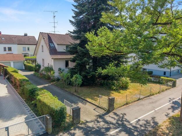Einfamilienhaus zum Kauf 450.000 € 4 Zimmer 100 m² 715 m² Grundstück Friedrichshafen Friedrichshafen 88045
