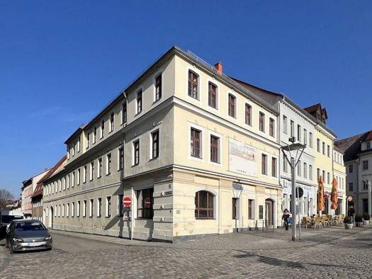 Bürogebäude zum Kauf 850 € 651 m² Bürofläche Bischofswerda 01877