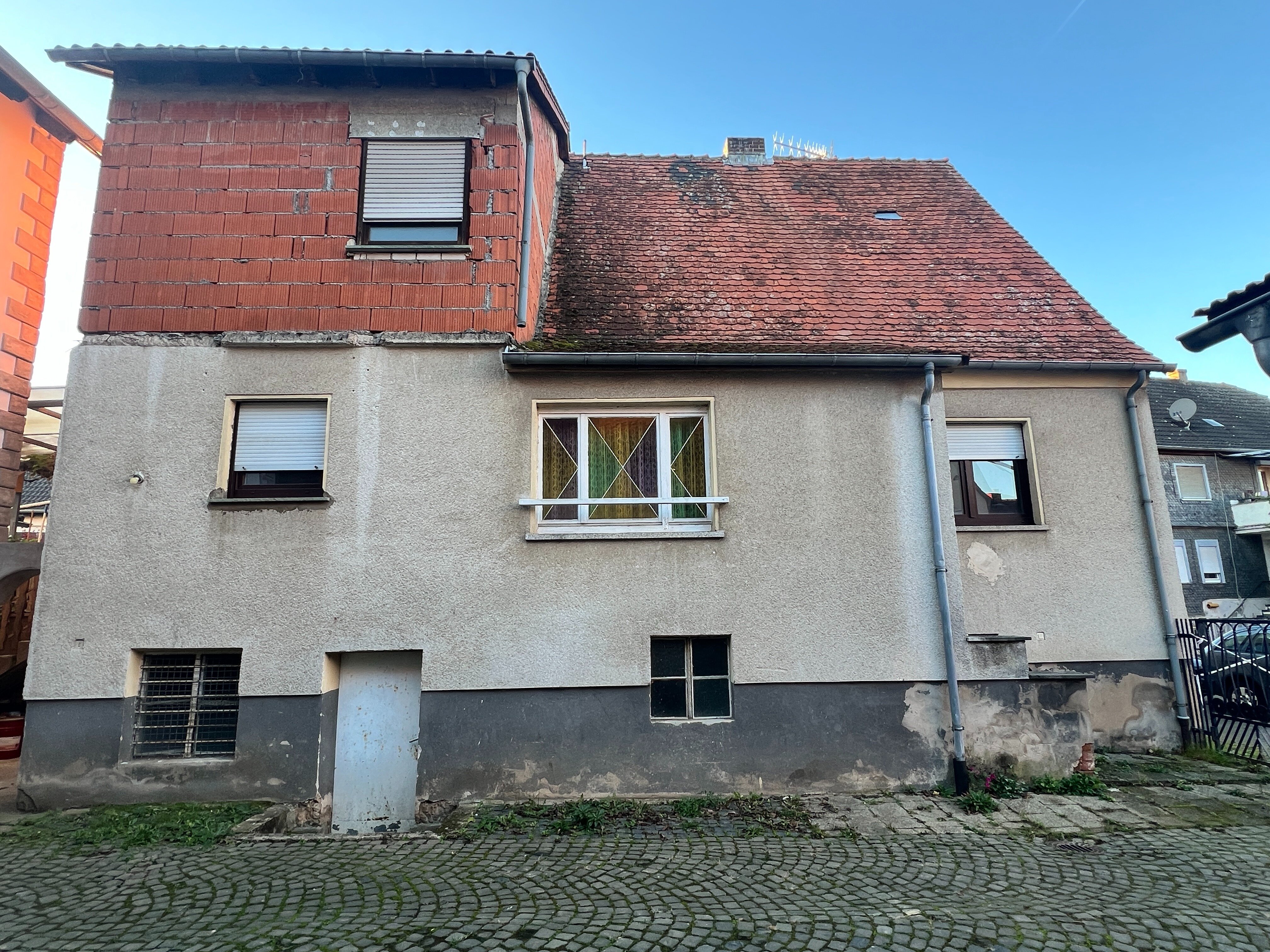 Einfamilienhaus zum Kauf 175.000 € 7 Zimmer 156 m²<br/>Wohnfläche 406 m²<br/>Grundstück Bernbach Freigericht 63579