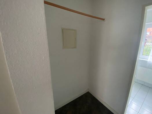 Wohnung zur Miete 450 € 2 Zimmer 40 m² Geschoss 1/2 frei ab sofort Stadtzentrum Emden 26721