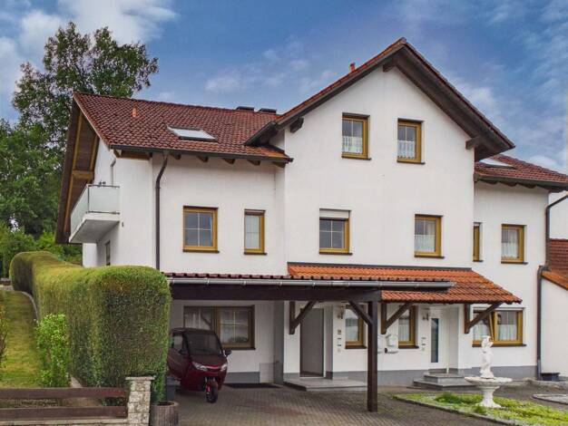 Doppelhaushälfte zum Kauf 469.000 € 4,5 Zimmer 158 m² 298 m² Grundstück Abensberg Abensberg 93326