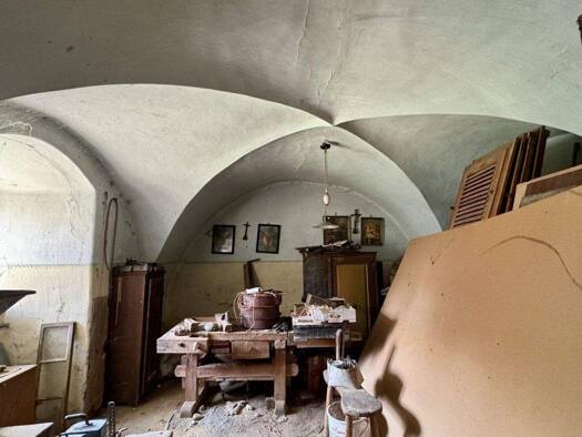 Haus zum Kauf 349.000 € 6.093 m² Grundstück Eggenburg 3730