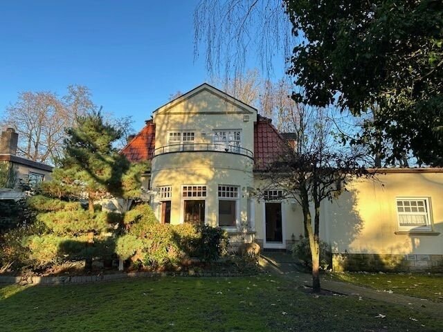 Haus zum Kauf 1.185.000 € 5 Zimmer 240 m²<br/>Wohnfläche 702 m²<br/>Grundstück Kayhausen Bad Zwischenahn 26160