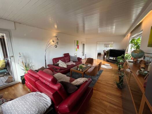 Wohnung zur Miete 1.200 € 3,5 Zimmer 110 m² Geschoss 2/4 frei ab 20.09.2026 Sondelfingen Reutlingen 72766