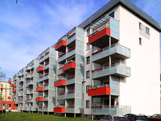 Wohnung zur Miete 292 € 1 Zimmer 37 m² 6 Geschosse frei ab sofort Rosa-Luxemburg-Straße 35 Pößneck,Stadt Pößneck 07381