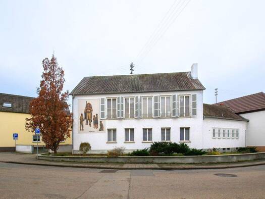 Haus zum Kauf 429.000 € 5 Zimmer 313 m² 614 m² Grundstück Neuhofen 67141