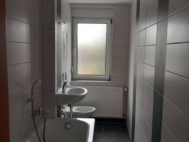 Wohnung zur Miete 369 € 3 Zimmer 56,7 m² 3 Geschosse frei ab sofort Löbnitzer Straße 6 Tiefensee Bad Düben 04849