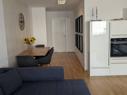 Wohnung zur Miete 900 € 3 Zimmer 84 m² Geschoss 2/3 frei ab 01.09.2026 Ihringshausen Fuldatal 34233