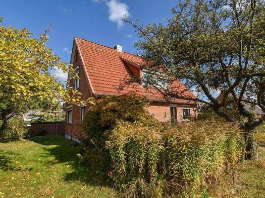 Einfamilienhaus zum Kauf 240.000 € 5 Zimmer 98 m² 622 m² Grundstück Basedow, Kreis Herzogtum Lauenburg 21481