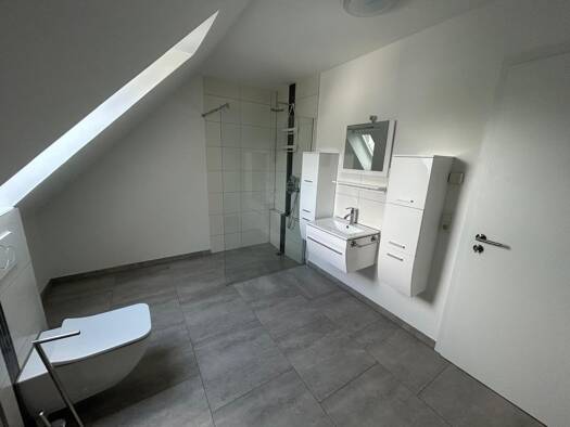 Maisonette zur Miete 1.200 € 3 Zimmer 98 m² Geschoss 2/3 frei ab 15.10.2025 Bruchsal 76646